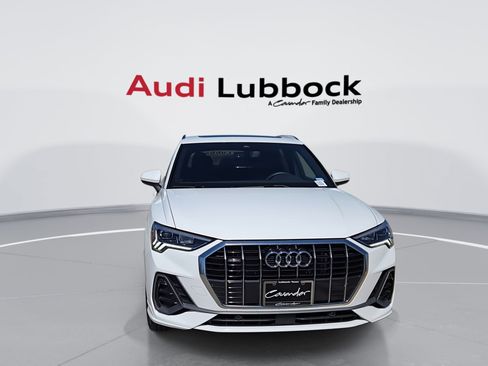 Certified 2025 Audi Q3 2.0T Premium w/ Convenience Package AWD/4WD image 2