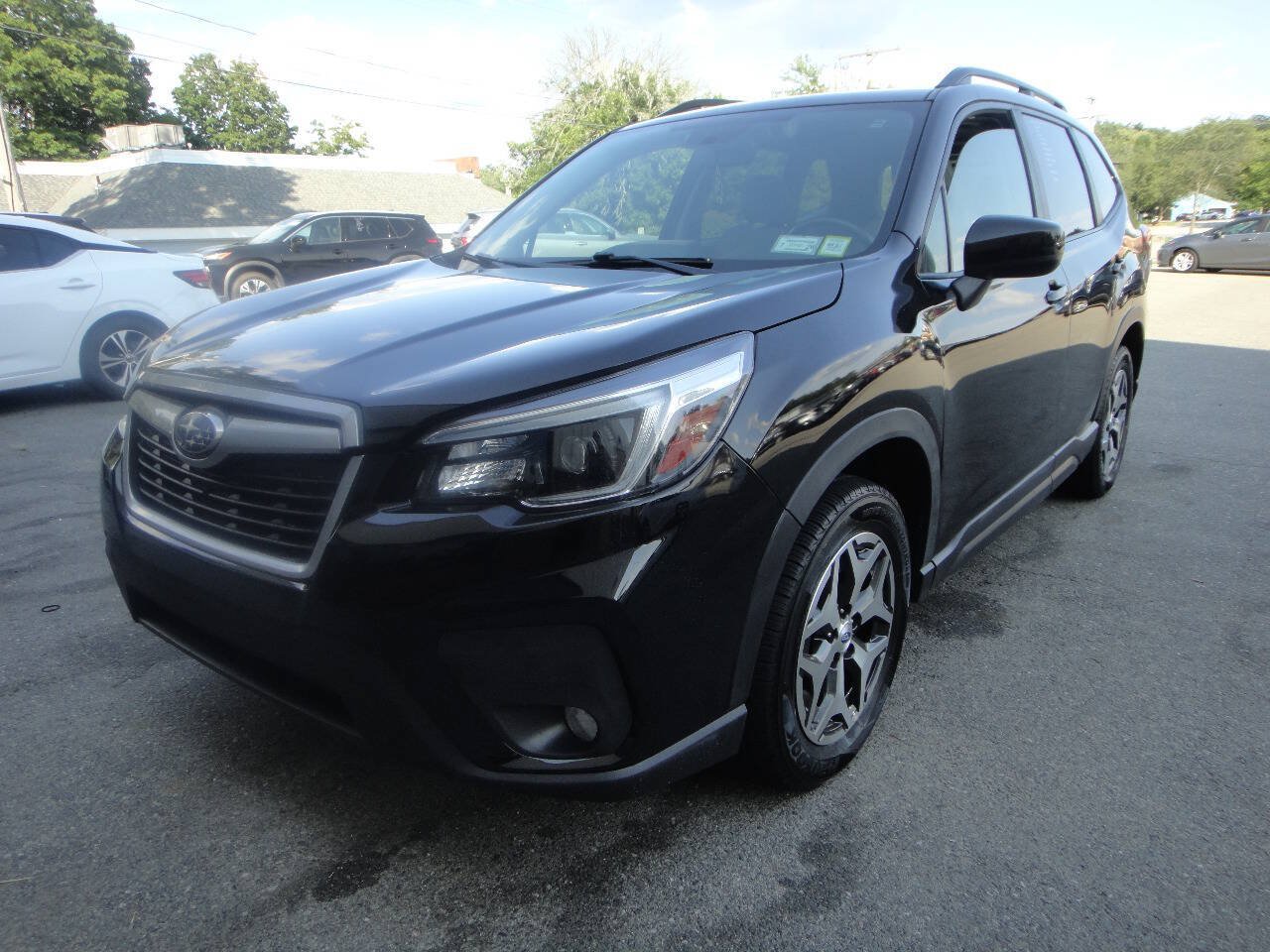 Used 2021 Subaru Forester Premium AWD/4WD image 1