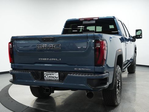 New 2026 GMC Sierra 2500 Denali Ultimate image 10
