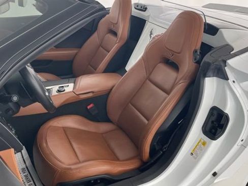 Used 2017 Chevrolet Corvette Stingray Convertible image 33