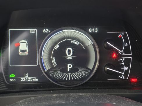 Certified 2024 Lexus UX 250h FWD image 23