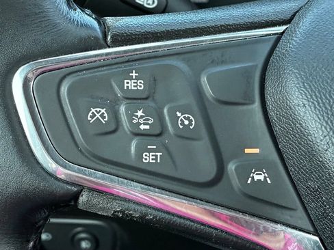 Used 2020 Chevrolet Equinox LT AWD/4WD image 15