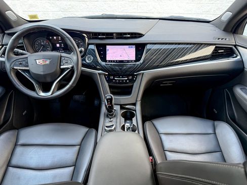 Certified 2024 Cadillac XT6 Premium Luxury w/ Technology Package AWD/4WD image 35
