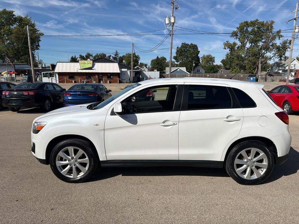 Used 2013 Mitsubishi Outlander Sport ES FWD image 5