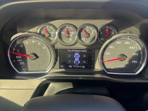 Used 2019 Chevrolet Silverado 1500 LT Trail Boss image 14