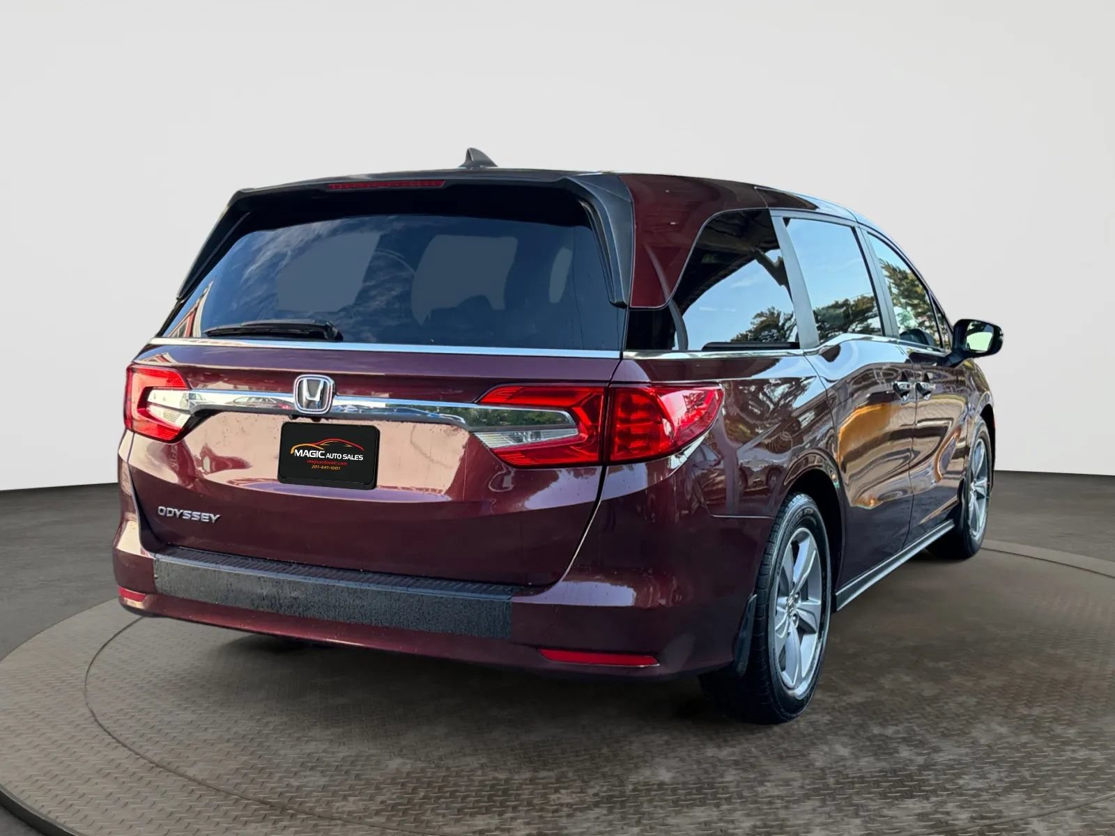 Used 2020 Honda Odyssey EX image 10