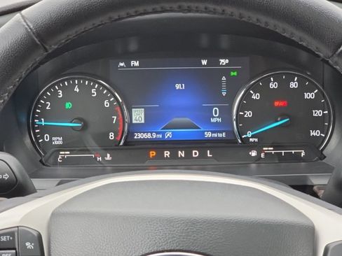 Used 2024 Ford Explorer Limited w/ Limited Technology Package AWD/4WD image 36