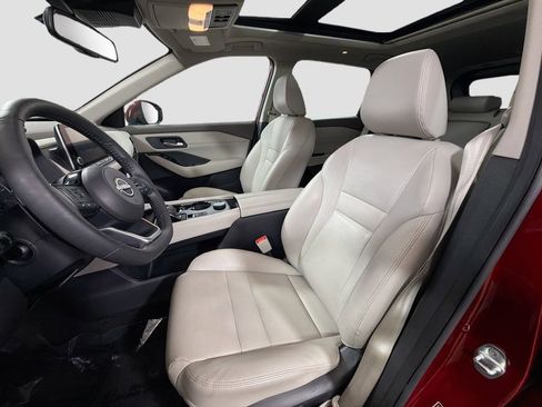Used 2023 Nissan Rogue SL AWD/4WD image 22