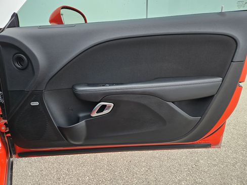 Certified 2023 Dodge Challenger SXT w/ Blacktop Package image 29