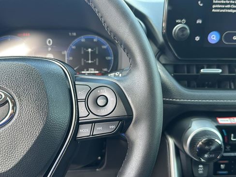 Certified 2025 Toyota RAV4 Limited image 17