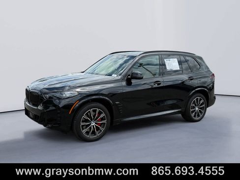 Used 2026 BMW X5 xDrive40i w/ M Sport Package AWD/4WD image 7