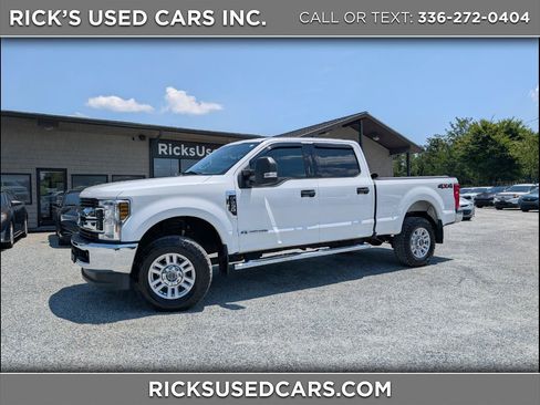 Used 2019 Ford F250 XLT w/ Snow Plow Prep Package AWD/4WD image 1