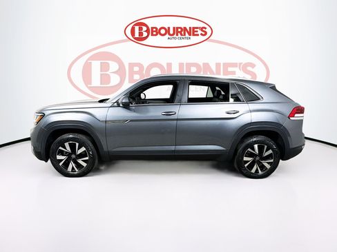 Used 2023 Volkswagen Atlas Cross Sport SE AWD/4WD image 7