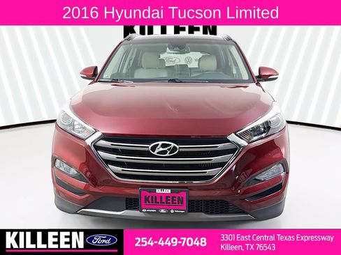 Used 2016 Hyundai Tucson Limited w/ Option Group 03 FWD image 2