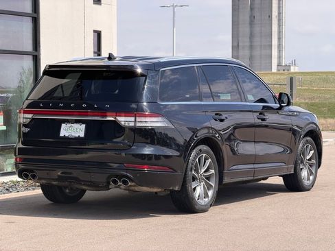 Used 2020 Lincoln Aviator Grand Touring w/ Elements Package Plus image 5