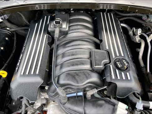 Used 2022 Dodge Charger Scat Pack RWD image 31