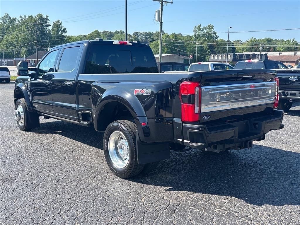 Used 2023 Ford F450 Platinum w/ FX4 Off-Road Package AWD/4WD image 5