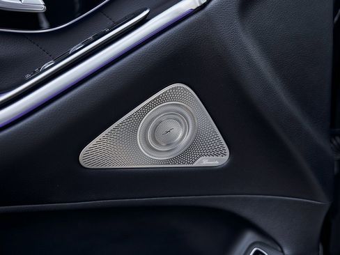 Used 2024 Mercedes-Benz S 580 4MATIC Sedan w/ AMG Line image 38