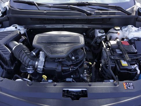 Used 2025 Cadillac XT6 Premium Luxury w/ Platinum Package image 35