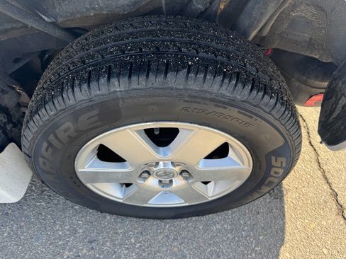 Used 2008 Toyota Sienna LE image 9