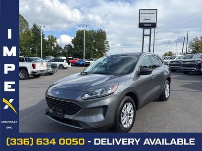 Used 2022 Ford Escape SE