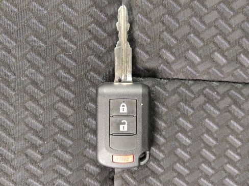 Used 2019 Mitsubishi Eclipse Cross LE image 32