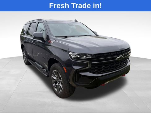 Used 2024 Chevrolet Tahoe Z71 w/ Luxury Package AWD/4WD image 1