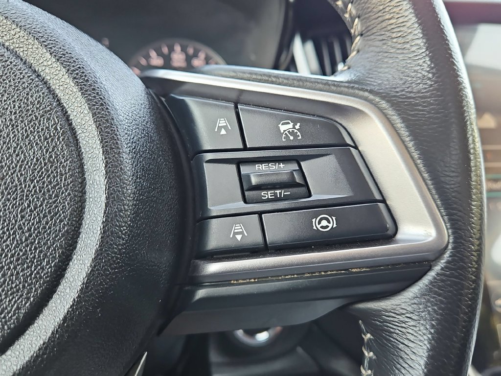 Used 2025 Subaru Outback Premium AWD/4WD image 19