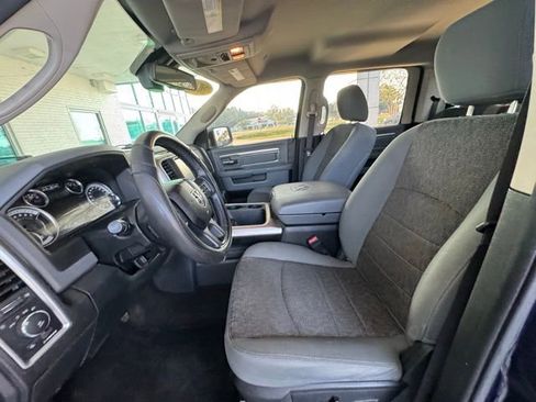 Used 2017 RAM 1500 Classic SLT w/ Luxury Group image 11