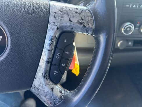 Used 2011 Chevrolet Silverado 1500 LT w/ Interior Plus Package AWD/4WD image 33