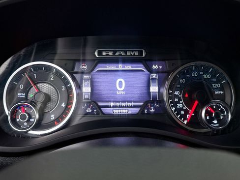 Used 2021 RAM 2500 Laramie image 30