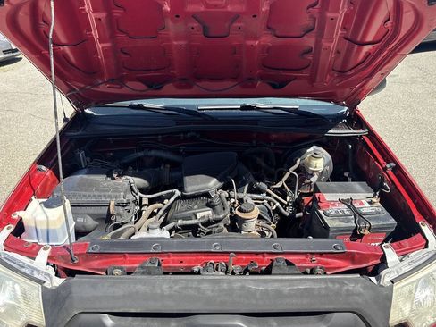 Used 2015 Toyota Tacoma 2WD Access Cab image 20