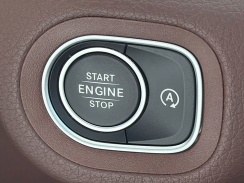 Certified 2025 Mercedes-Benz GLE 350 4MATIC image 24