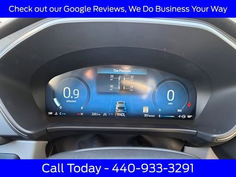 Used 2025 Ford Escape Active w/ Active Premium Tech Pack image 17