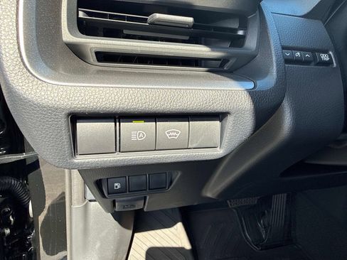 New 2026 Toyota Prius LE FWD image 27