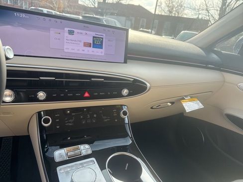 New 2026 Genesis GV70 2.5T image 20