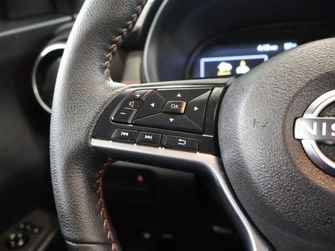 Used 2023 Nissan Kicks SR w/ SR Premium Package image 18