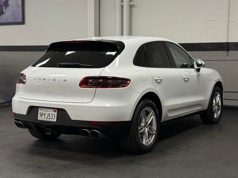 Used 2017 Porsche Macan S image 12