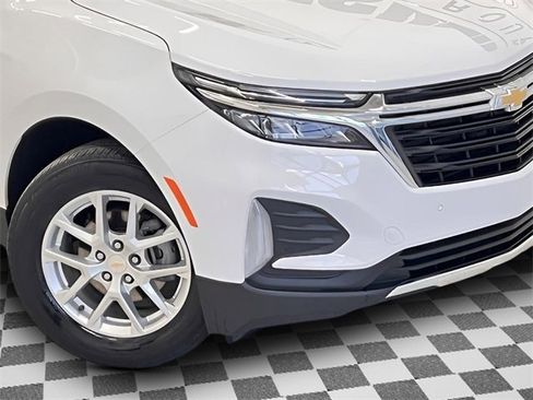 Certified 2024 Chevrolet Equinox LT image 29