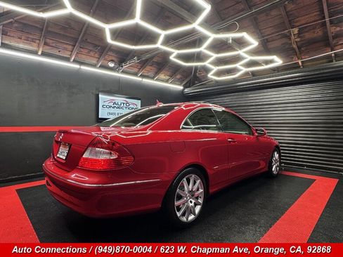 Used 2007 Mercedes-Benz CLK 350 Coupe image 3
