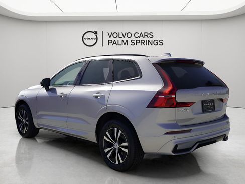 New 2025 Volvo XC60 B5 Core w/ Climate Package image 3