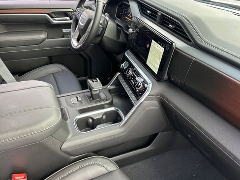 New 2026 GMC Sierra 1500 Denali w/ Technology Package image 14