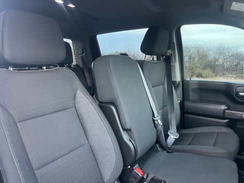 Used 2024 Chevrolet Silverado 2500 Custom w/ Custom Convenience Package image 20