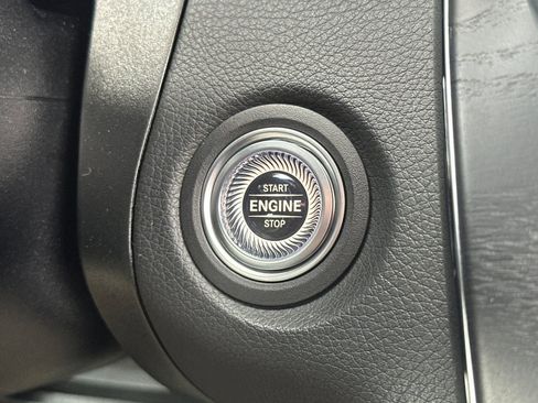 Certified 2021 Mercedes-Benz GLC 300 4MATIC image 22