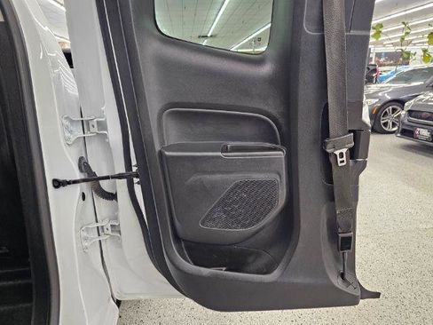 Used 2022 Chevrolet Colorado W/T w/ WT Convenience Package AWD/4WD image 22