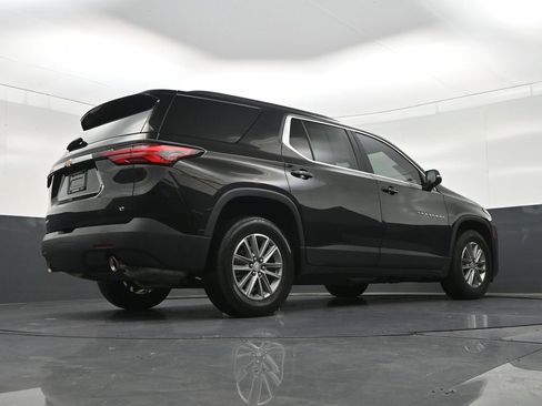 Used 2023 Chevrolet Traverse LT FWD image 25