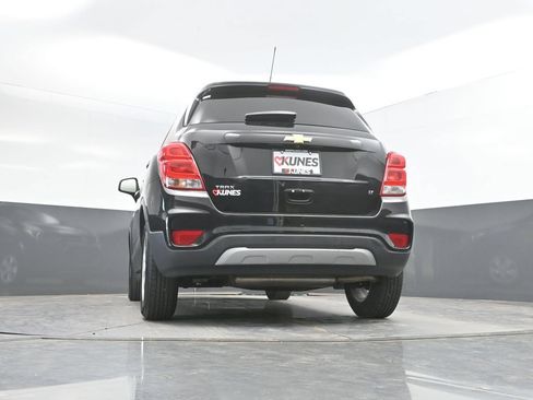 Used 2019 Chevrolet Trax LT w/ LT Convenience Package FWD image 42