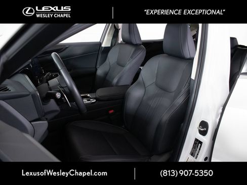 Used 2025 Lexus NX 250 FWD w/ Accessory Package (2T) image 13