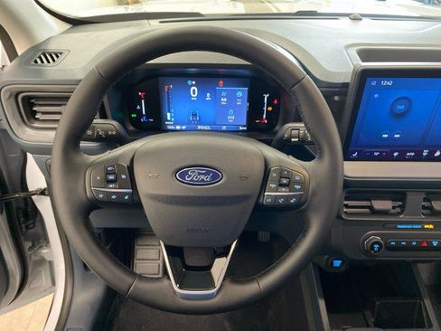 New 2025 Ford Maverick XLT w/ XLT Luxury Package image 18