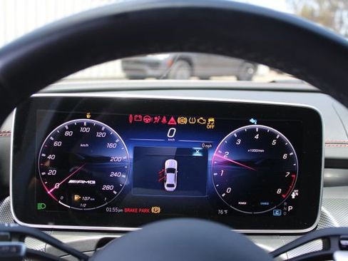 Used 2025 Mercedes-Benz C 43 AMG 4MATIC Sedan image 29